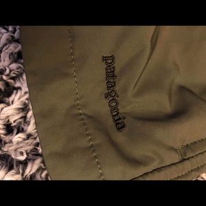 Green Patagonia windbreaker